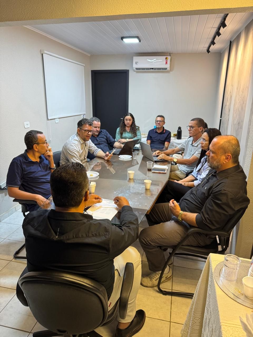 Reunião no escritório da Contaconsult